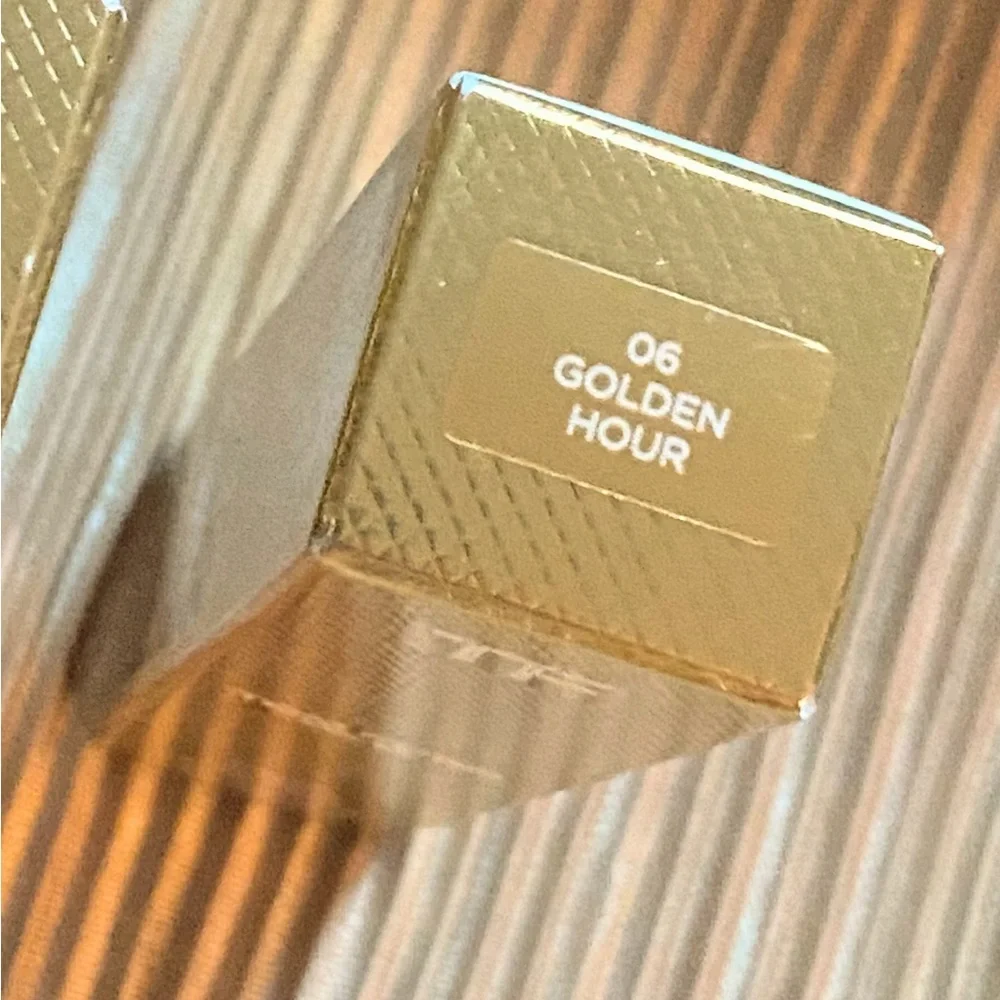 Tom Ford Tinted Lip Gloss 06 GOLDEN HOUR 6ml full size